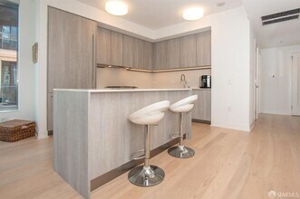 333 Beale St, Unit 6K in San Francisco, CA - Building Photo - Building Photo