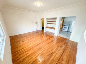 350 N Orange Grove Ave in Los Angeles, CA - Foto de edificio - Building Photo