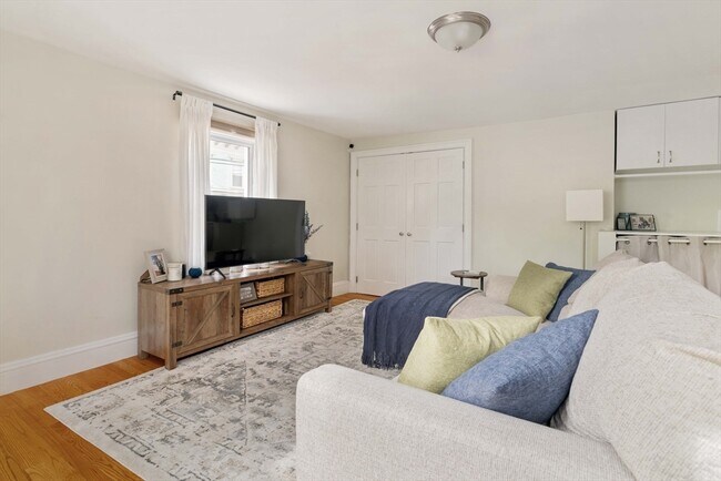 229 Hurley St in Cambridge, MA - Building Photo - Building Photo