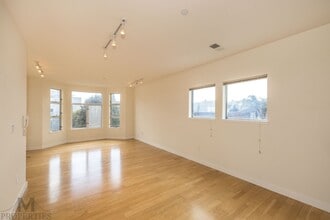 2235 Mission St in San Francisco, CA - Building Photo - Building Photo