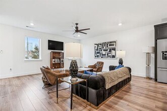 1545 Cosette Dr in Dallas, TX - Building Photo - Building Photo