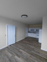 18 N Main St in Phillipsburg, NJ - Building Photo