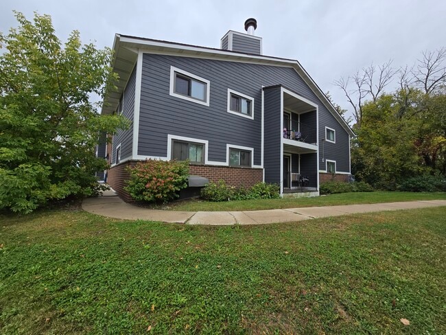 4521 S Ahmedi Ave, Unit 15