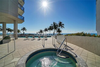 6767 Collins Ave, Unit 1620 in Miami, FL - Building Photo - Building Photo