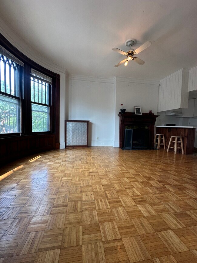 291 Newbury St, Unit 2 in Boston, MA - Building Photo - Building Photo
