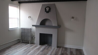 5301 N Ashland Ave in Chicago, IL - Foto de edificio - Building Photo