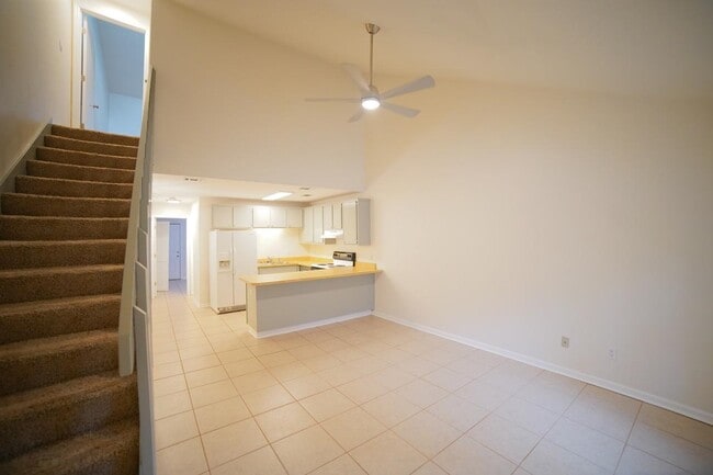 1240 High Rd in Tallahassee, FL - Building Photo - Building Photo