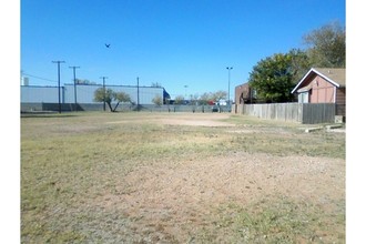 110 Waco Ave in Lubbock, TX - Building Photo - Building Photo