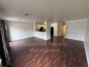 112 Hawk Ct, Unit 211 in Hummelstown, PA - Building Photo - Building Photo