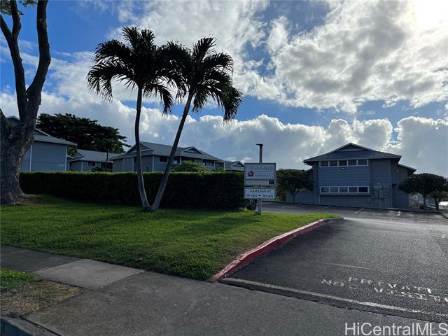 property at 98-1415-1415 Kamahao St