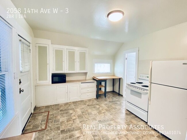 2058 14th Ave W in Seattle, WA - Building Photo - Building Photo