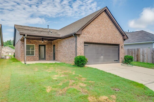 1449 Prairie Oak Dr in Montgomery, AL - Building Photo - Building Photo