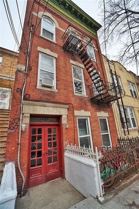 1329 64th St in Brooklyn, NY - Building Photo