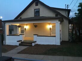 1110 Broad St, Unit 2 in Bristol, TN - Building Photo