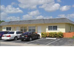 4160 NW 31st Terrace in Lauderdale Lakes, FL - Building Photo