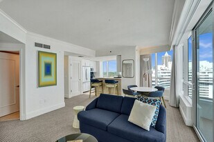 4343 Collins Ave, Unit SI ID1540519P in Miami Beach, FL - Building Photo