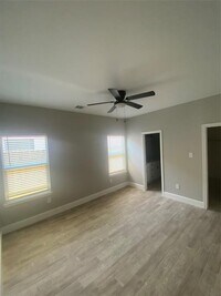 8136 Bassett St photo'