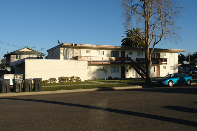 525 W Mill St in Santa Maria, CA - Building Photo - Building Photo