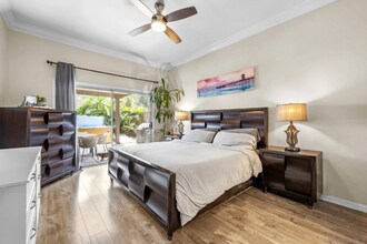 3925 Estancia Dr in Oceanside, CA - Foto de edificio - Building Photo