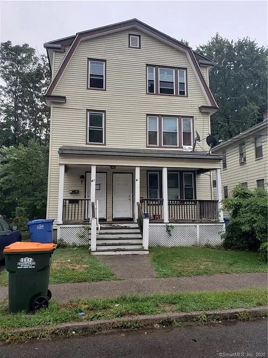 41 Prescott St, Unit 2nd Floor in Meriden, CT - Building Photo