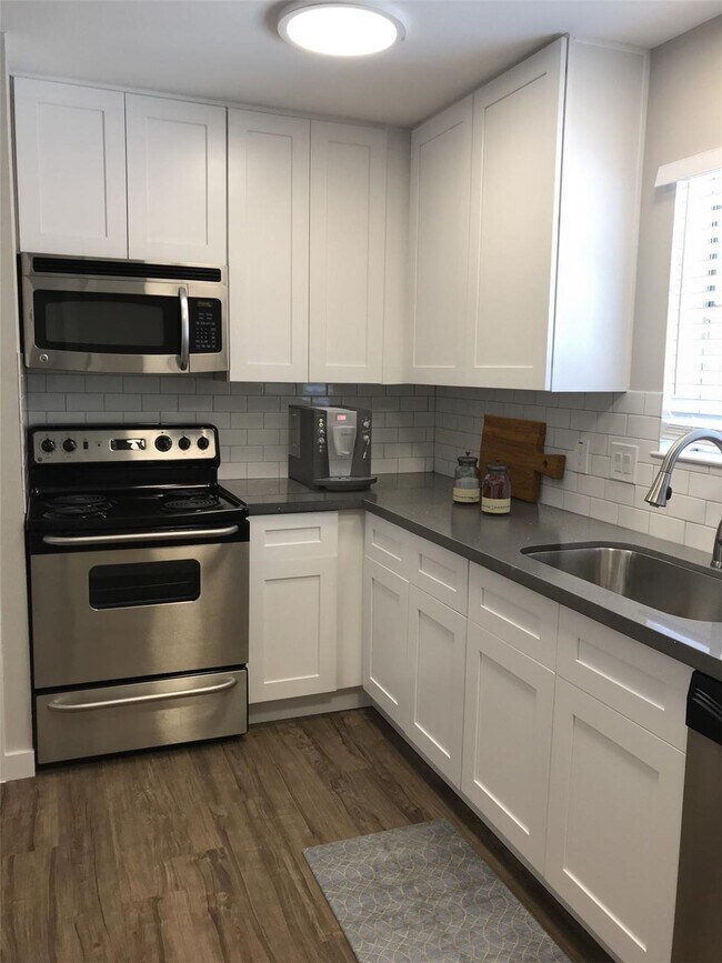 property at 1822 Pine Village Dr