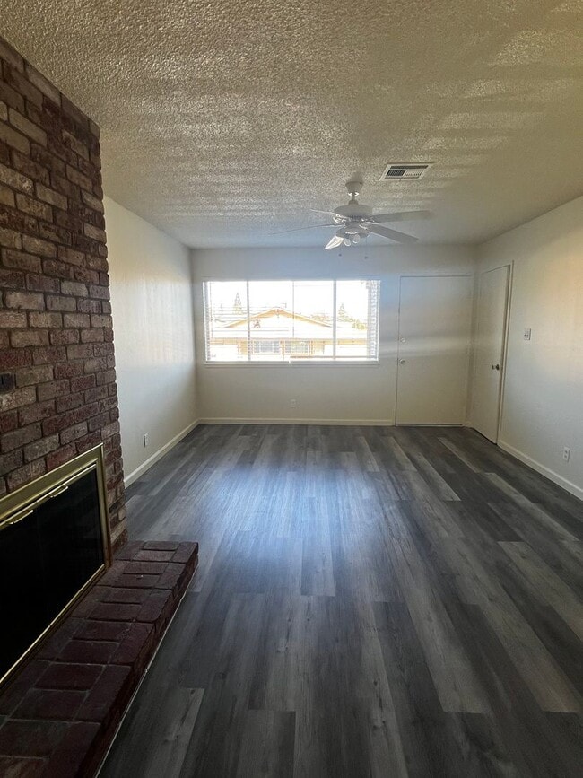 5335 Castle St in Fair Oaks, CA - Building Photo - Building Photo