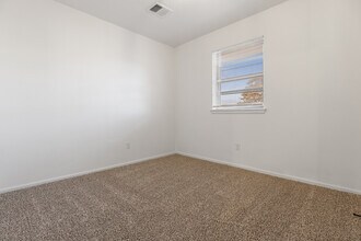 753 NW 1st St in Moore, OK - Building Photo - Building Photo