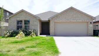 7710 Brown Bark Rd in Odessa, TX - Building Photo