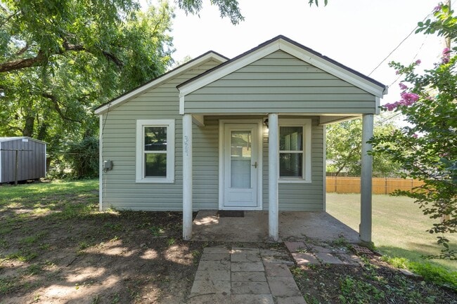 327 SE 2nd St in Lexington, OK - Building Photo - Building Photo