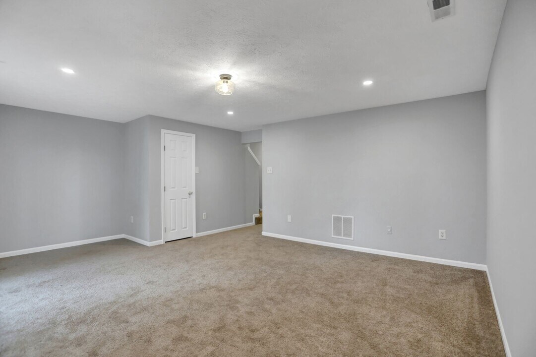 21 Turnmill Ct in Perry Hall, MD - Building Photo