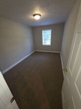 1340 Gray Ave NE in Winston-Salem, NC - Building Photo - Building Photo