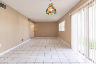 4923 Vincennes Ct in Cape Coral, FL - Building Photo - Building Photo