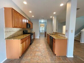 9432 Castle Pines Dr in Austin, TX - Building Photo - Building Photo