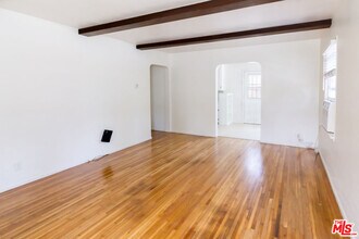 2598 Amherst Ave in Los Angeles, CA - Building Photo - Building Photo