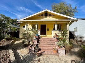 4941 10th Ave in Sacramento, CA - Building Photo