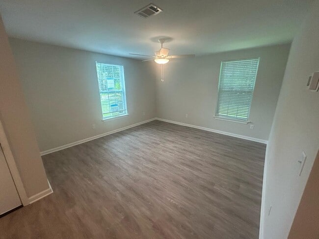 property at 3208 W Gadsden St