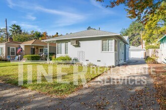 208 43rd St in Sacramento, CA - Building Photo - Building Photo