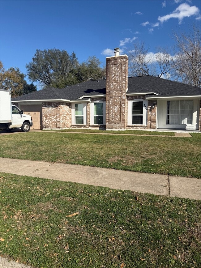 3606 Clover Ln in Deer Park, TX - Building Photo - Building Photo