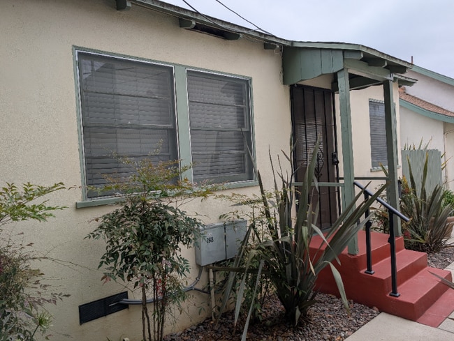 property at 3943 Mississippi St
