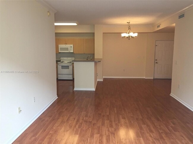 1900 Van Buren St, Unit 501B in Hollywood, FL - Building Photo - Building Photo