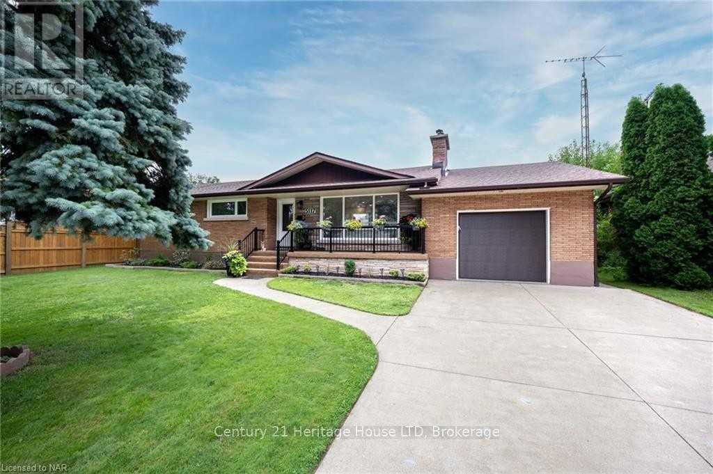5117 Shirley Ave in Niagara Falls, ON - Building Photo