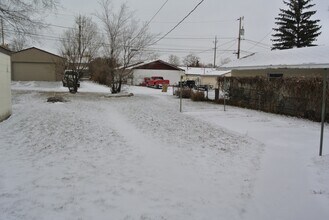 616 14th St SE in Minot, ND - Building Photo - Building Photo