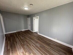 1940 Woodbridge Rd in Toledo, OH - Building Photo - Building Photo