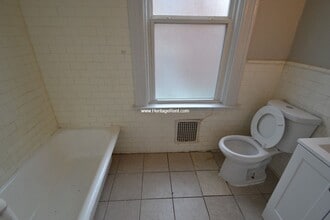 529 Hawthorne Ave in Cincinnati, OH - Building Photo - Building Photo
