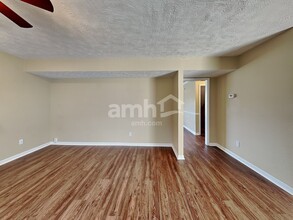 6327 Lonestar Dr in Indianapolis, IN - Building Photo - Building Photo