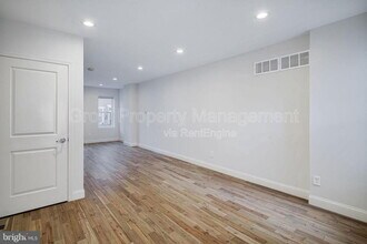 2028 E Firth St in Philadelphia, PA - Building Photo - Building Photo
