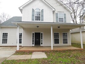 7618 Fallow Ln in Charlotte, NC - Building Photo