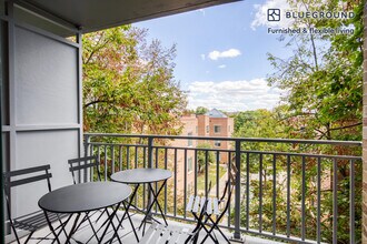 4650 Washington Blvd, Unit FL4-ID601 in Arlington, VA - Building Photo - Building Photo