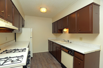 Woodhaven Apartments in Sapulpa, OK - Building Photo - Interior Photo