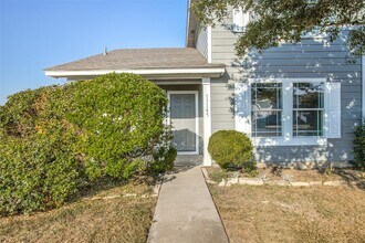 13145 Briarcreek Loop in Manor, TX - Building Photo - Building Photo